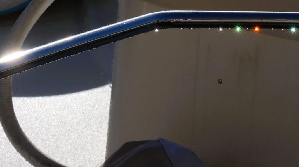 A close-up of a handrail

Description automatically generated