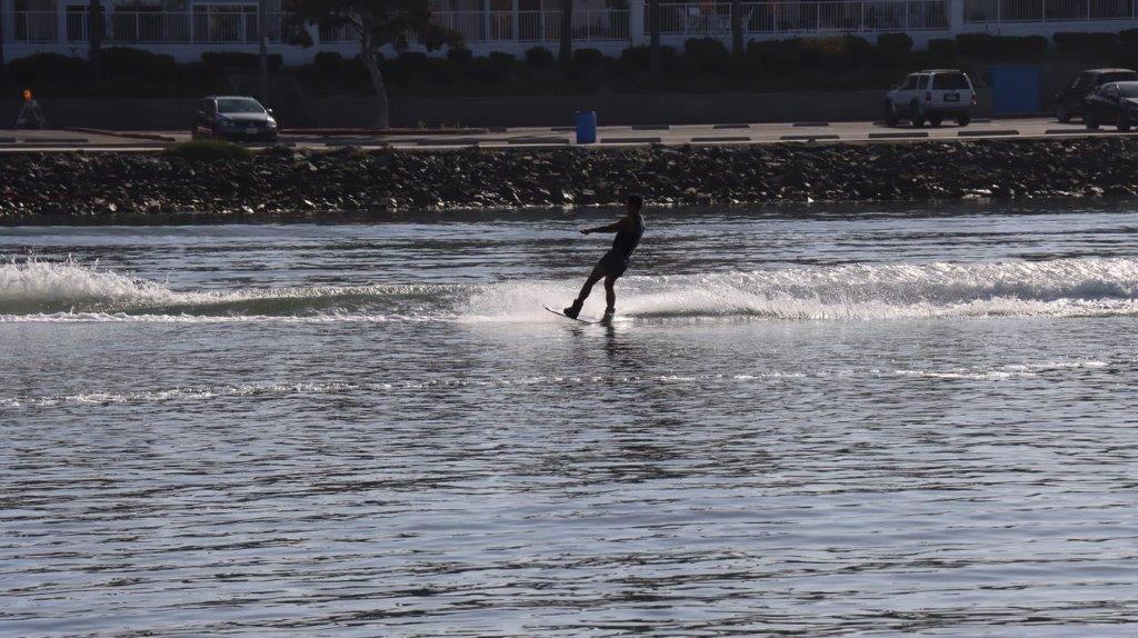 A person on a water ski

Description automatically generated